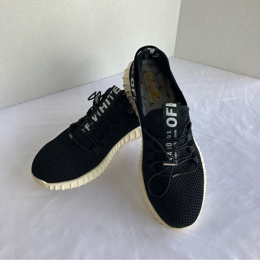 Mingwei Off-White. Black Steel Toe Heavy mesh safety sneakers. Sz 44 (M/10.5-11)